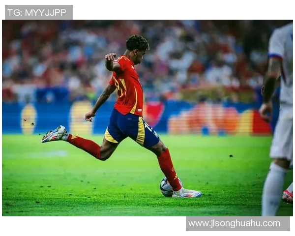 全球足球巨星风采展现与精彩瞬间回顾