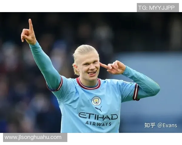 整容风潮席卷足球界男明星们的颜值变迁与自信重塑 整容风潮席卷足球界男明星们的颜值变迁与自信重塑