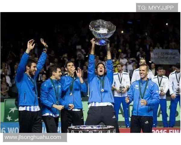 深圳网球队在联合会杯中的战术表现分析与点评 深圳网球队在联合会杯中的战术表现分析与点评