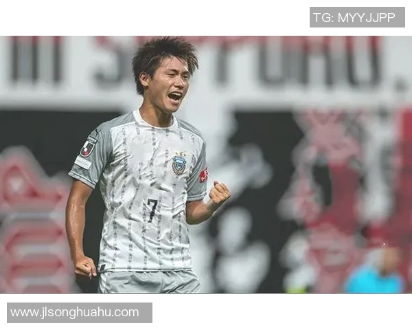 深圳羽毛球队以77分领跑邀请赛积分榜展现强劲实力